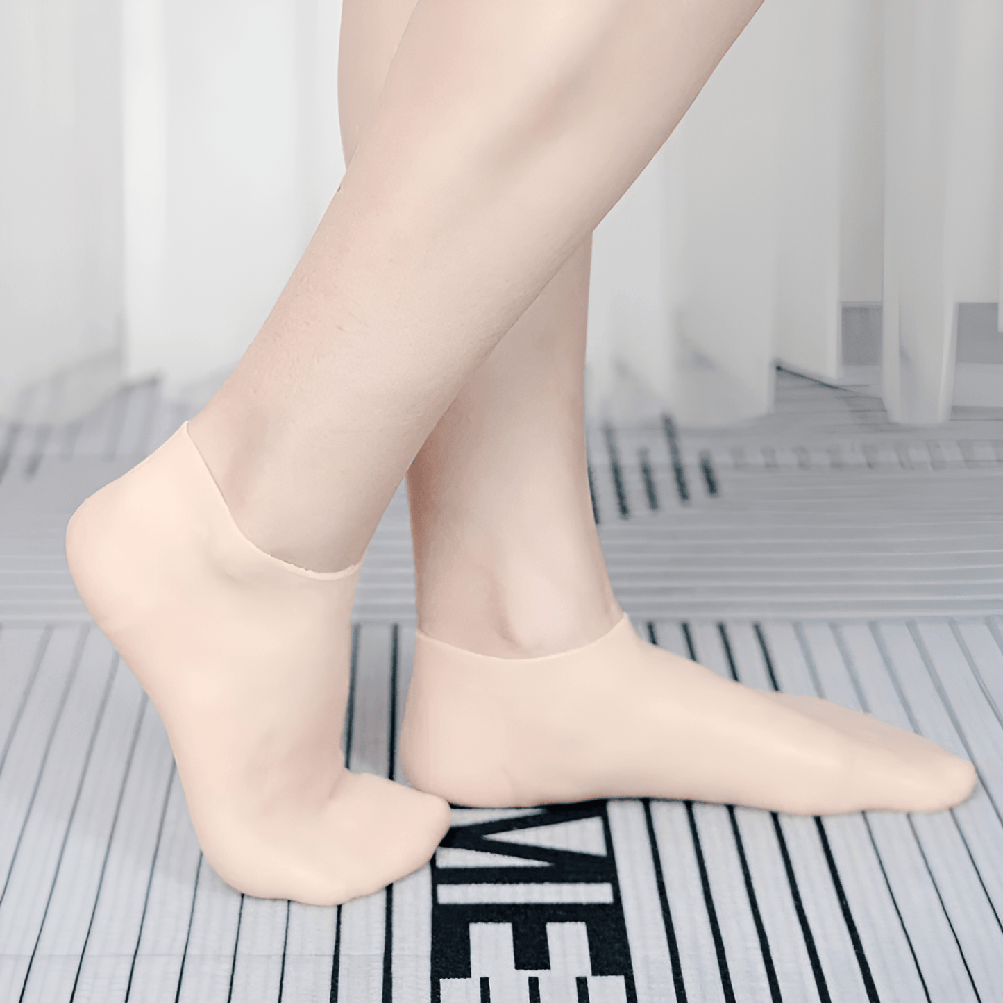 Chaussettes Hydratantes en Silicone - Des pieds doux et visiblement réparés dès les premières utilisations.